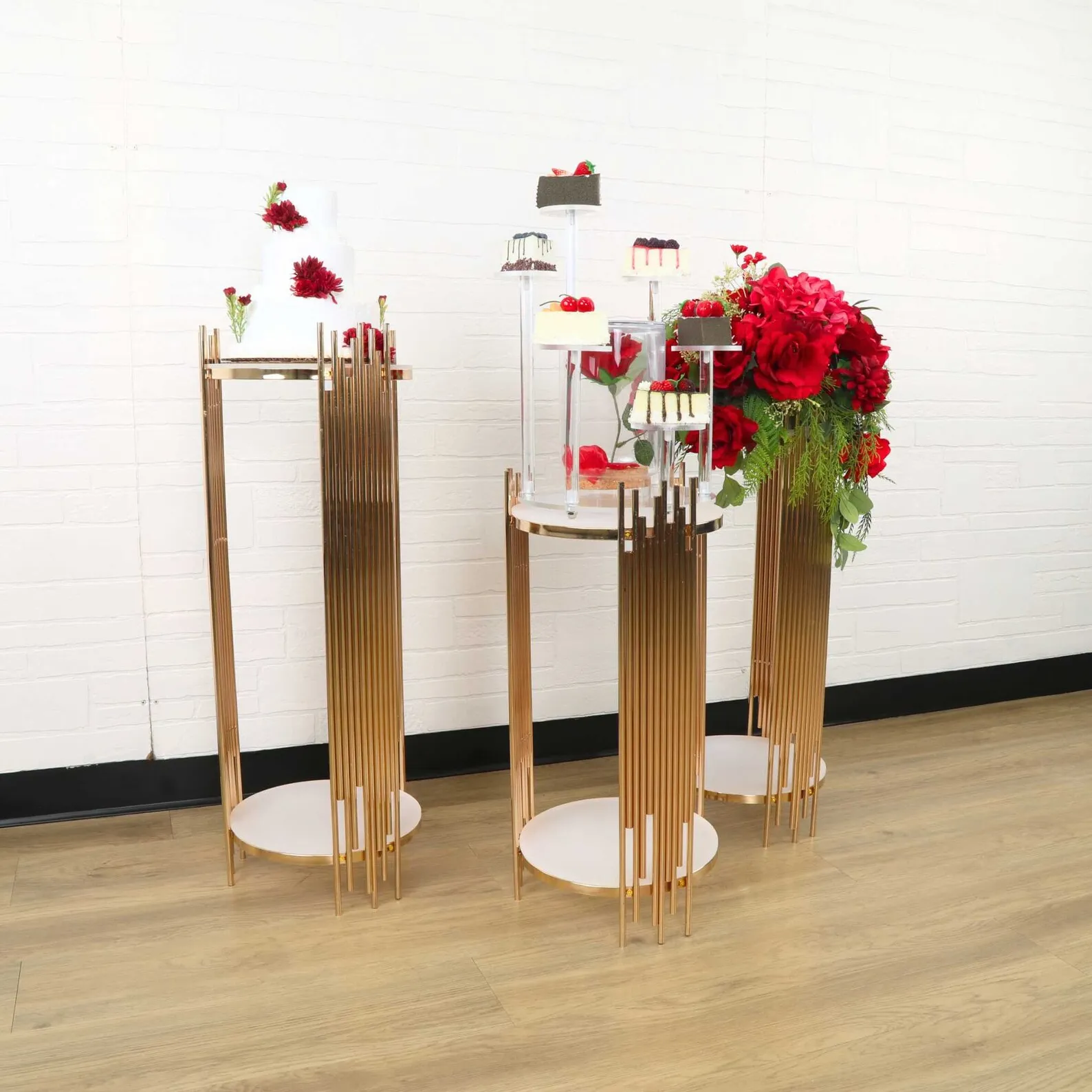 Gouden ronde metalen sokkels,  - Dessert Table Backdrop recensie en prijs